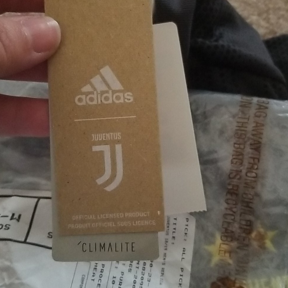 🌲Men's large juventus ronaldo jersey - Picture 8 of 8